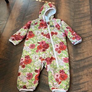 COPY - Patagonia baby bunting snowsuit